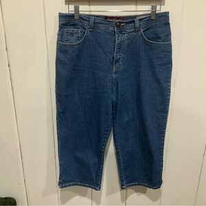 Gloria Vanderbilt Amanda Classic Fit 10 Dark Wash Blue Denim Capri Jeans